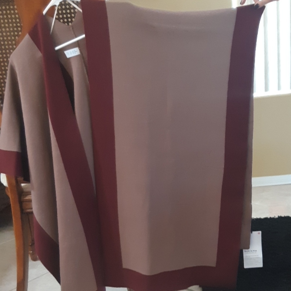 Lululemon bundle Up Wrap - Picture 3 of 5